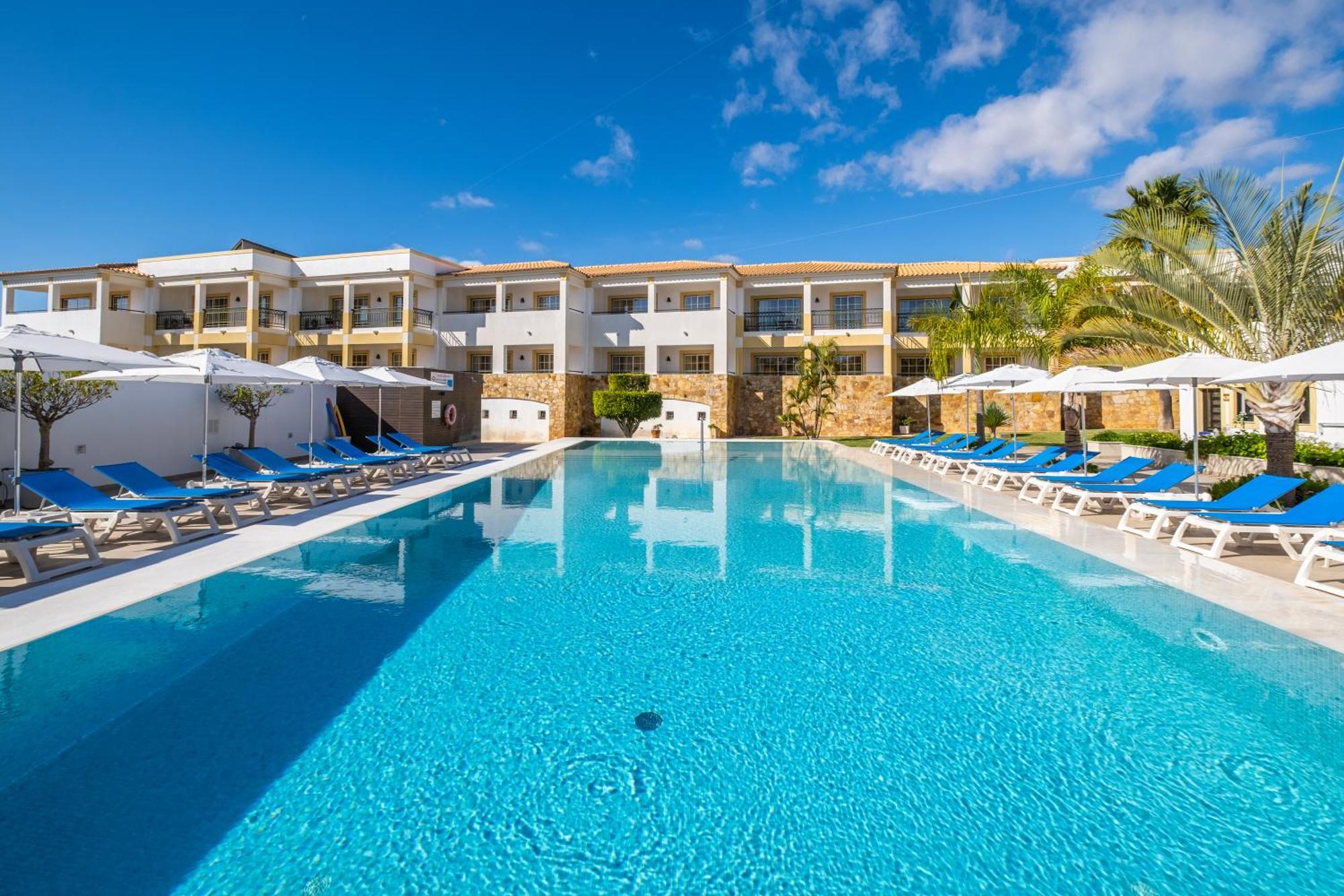 Apartamentos Turisticos Novochoro Albufeira Exterior foto