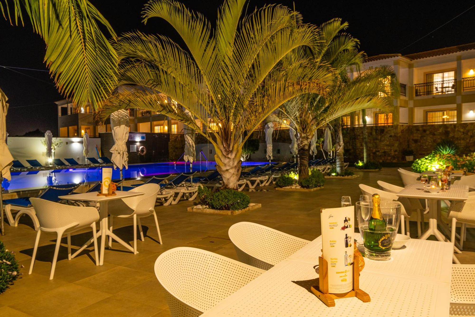 Apartamentos Turisticos Novochoro Albufeira Exterior foto